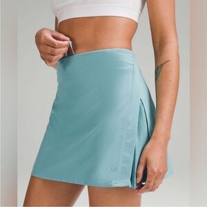 Lululemon Peek Pleat HR skirt
